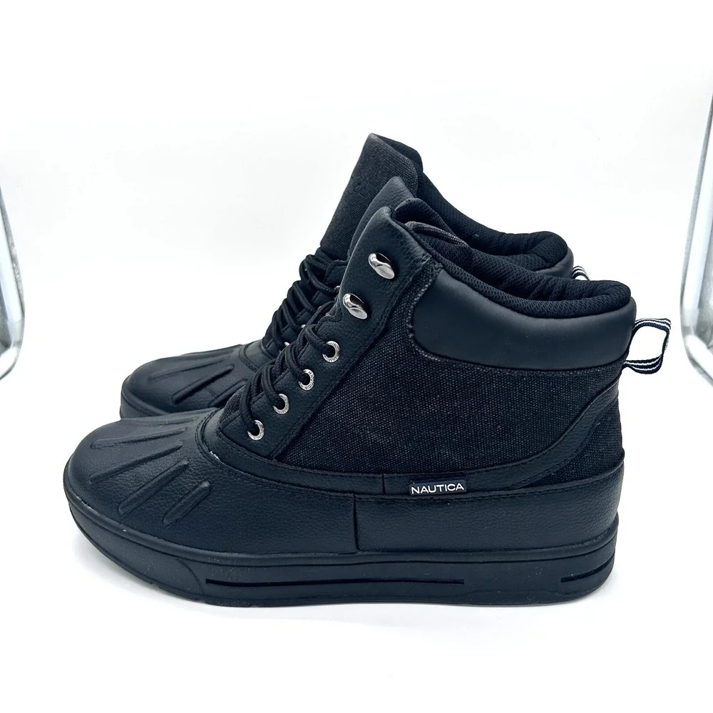 Nautica Mens Duck Boot Size 11  New Bedford/ Black Canvas‎